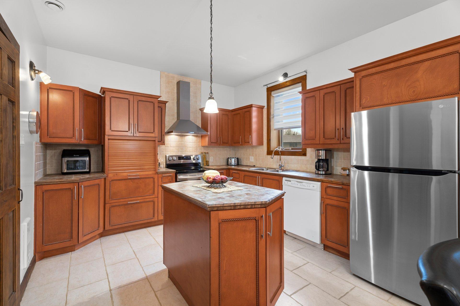 









118

 - 118A


Rue de Val-d'Isère

,
Sainte-Agathe-des-Monts,




QC
J8C0W3

