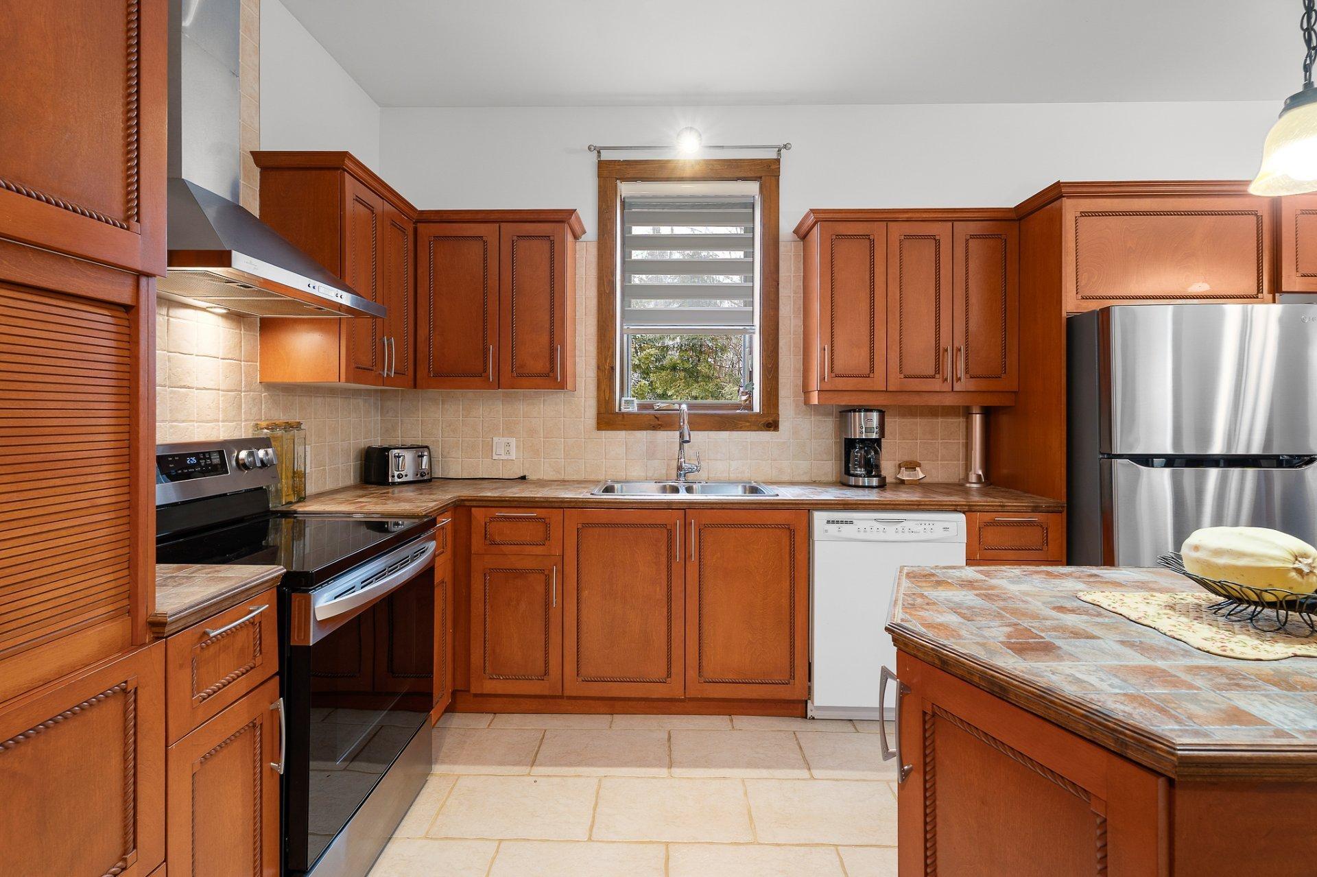 









118

 - 118A


Rue de Val-d'Isère

,
Sainte-Agathe-des-Monts,




QC
J8C0W3

