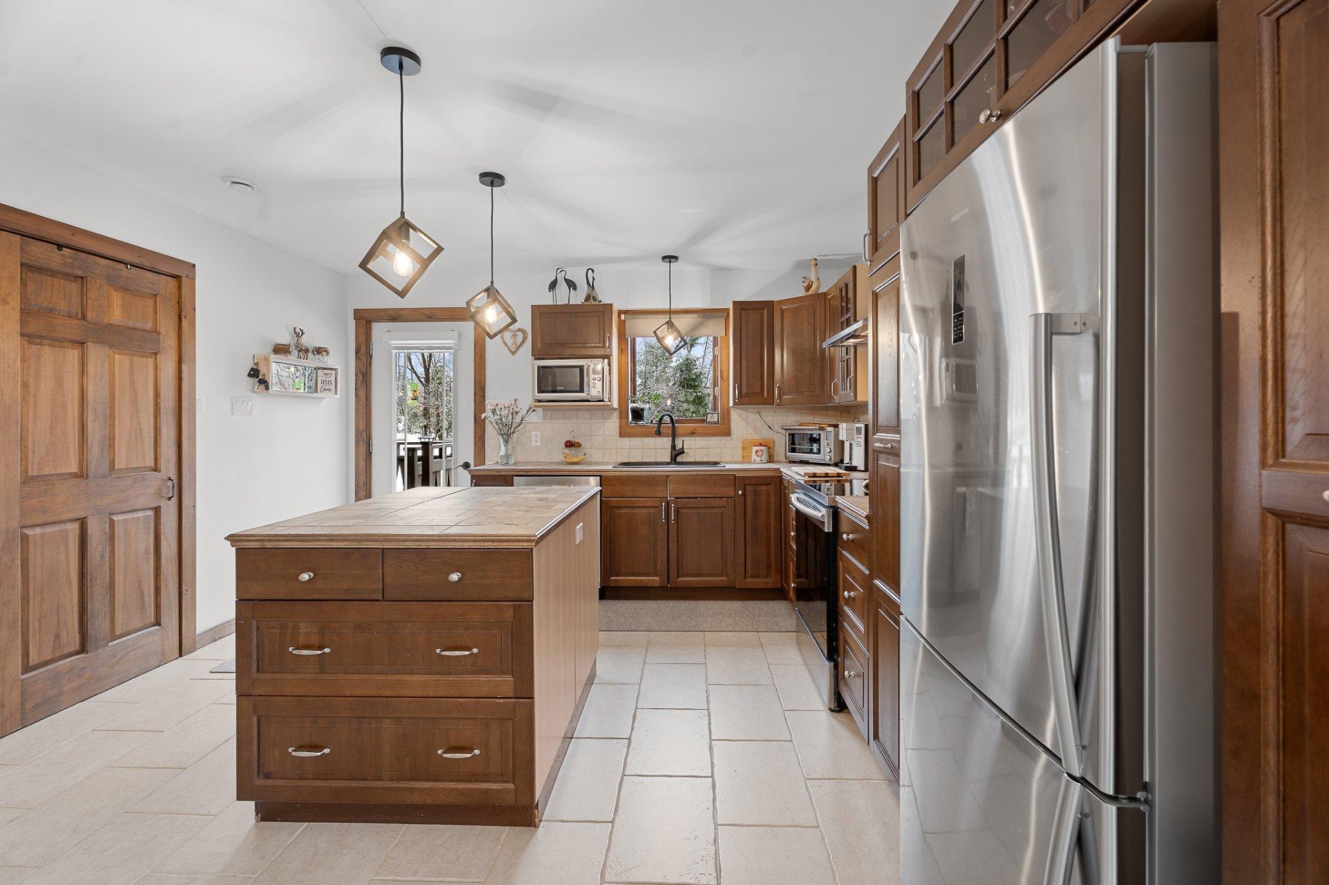 









118

 - 118A


Rue de Val-d'Isère

,
Sainte-Agathe-des-Monts,




QC
J8C0W3

