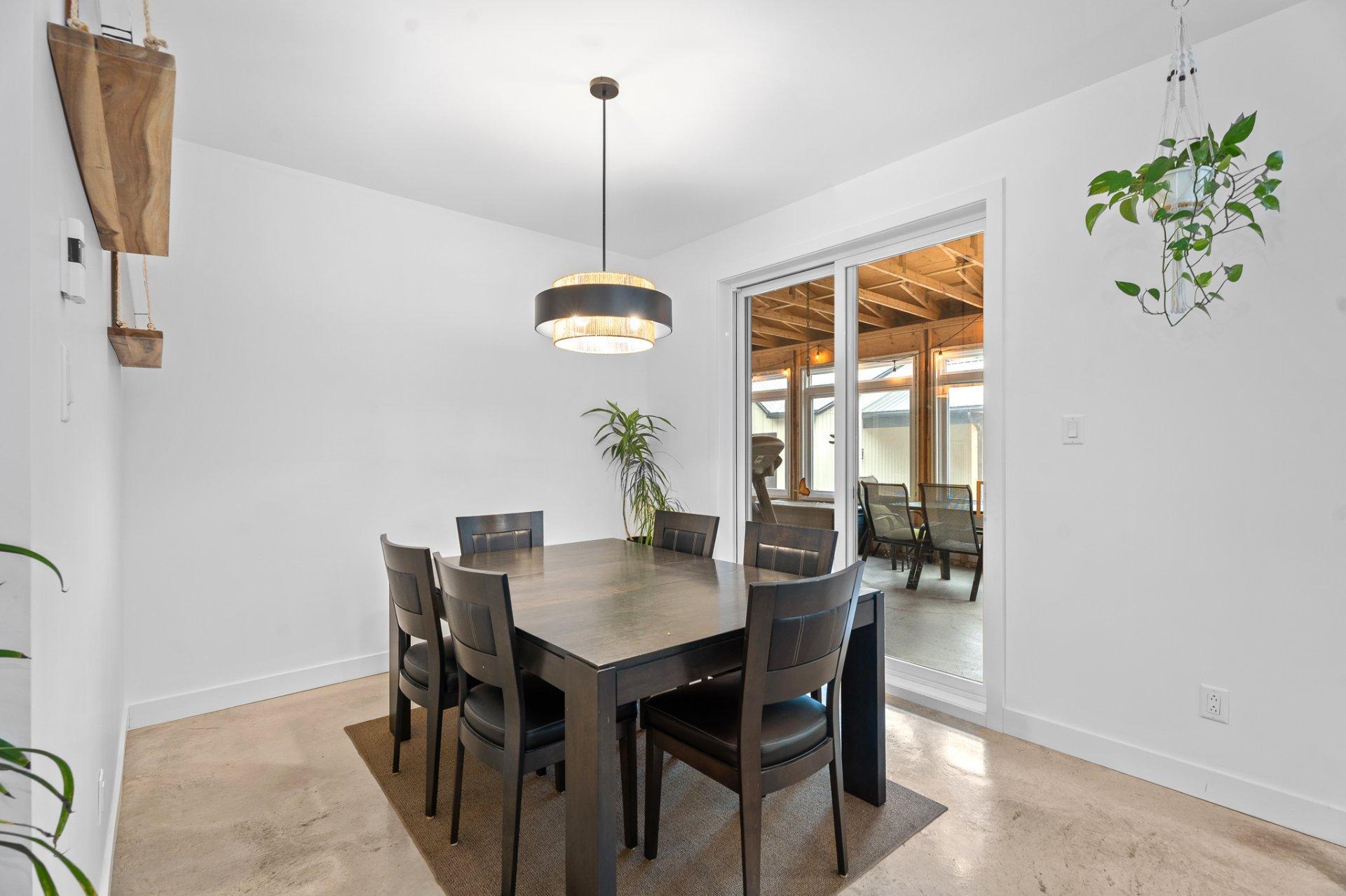 









2247


Ch. du Golf

,
Sainte-Lucie-des-Laurentides,




QC
J0T2J0

