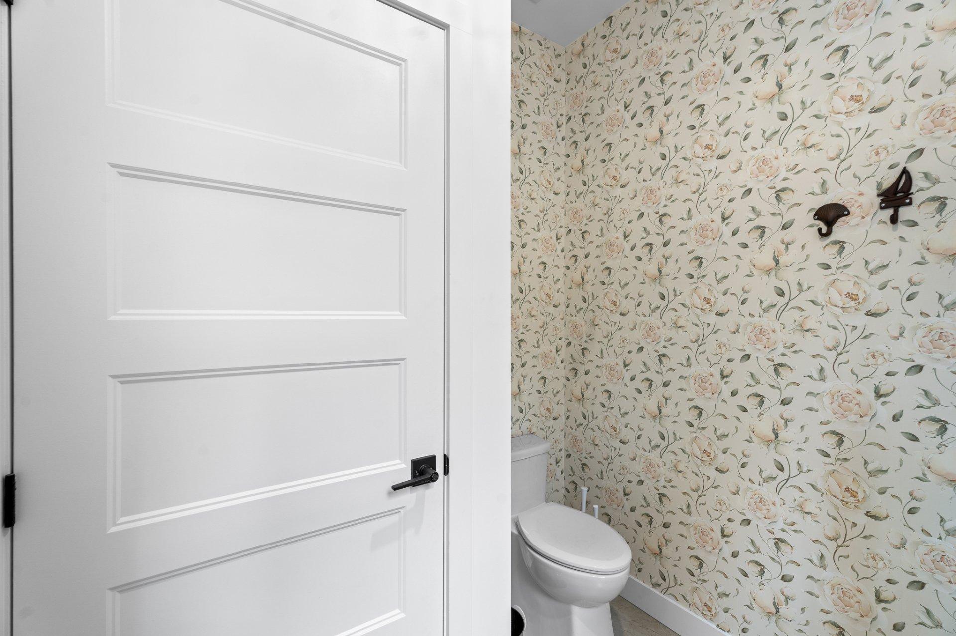 









2247


Ch. du Golf

,
Sainte-Lucie-des-Laurentides,




QC
J0T2J0

