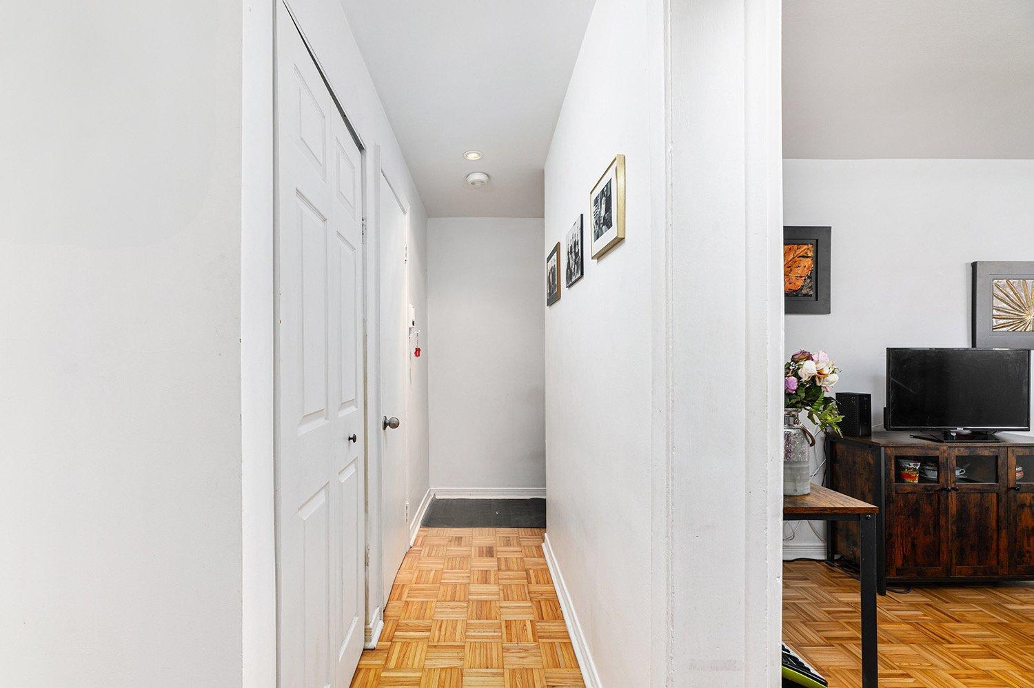 









6415


Rue Laurendeau

, 2,
Montréal (Le Sud-Ouest),




QC
H4E3Y4

