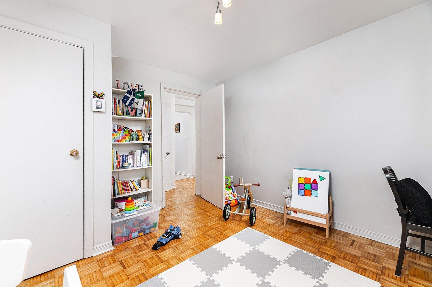 









6415


Rue Laurendeau

, 2,
Montréal (Le Sud-Ouest),




QC
H4E3Y4

