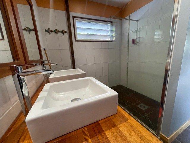 









1


Frontin, Commune St-François, Guadeloupe

,
Autres pays / Other countries,




QC
97118

