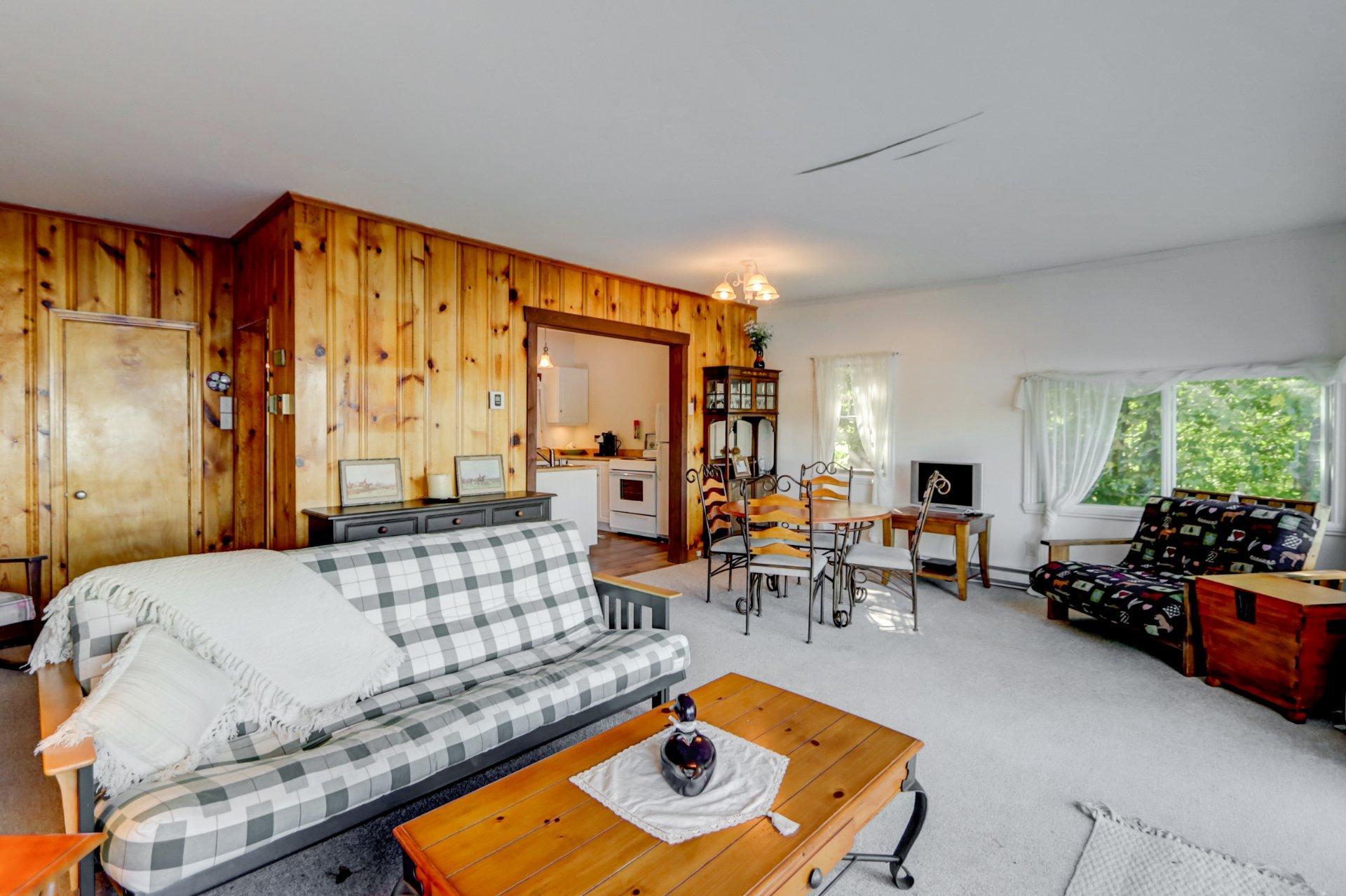 









237


Route du Lac-Rond S.

,
Montcalm,




QC
J0T2V0

