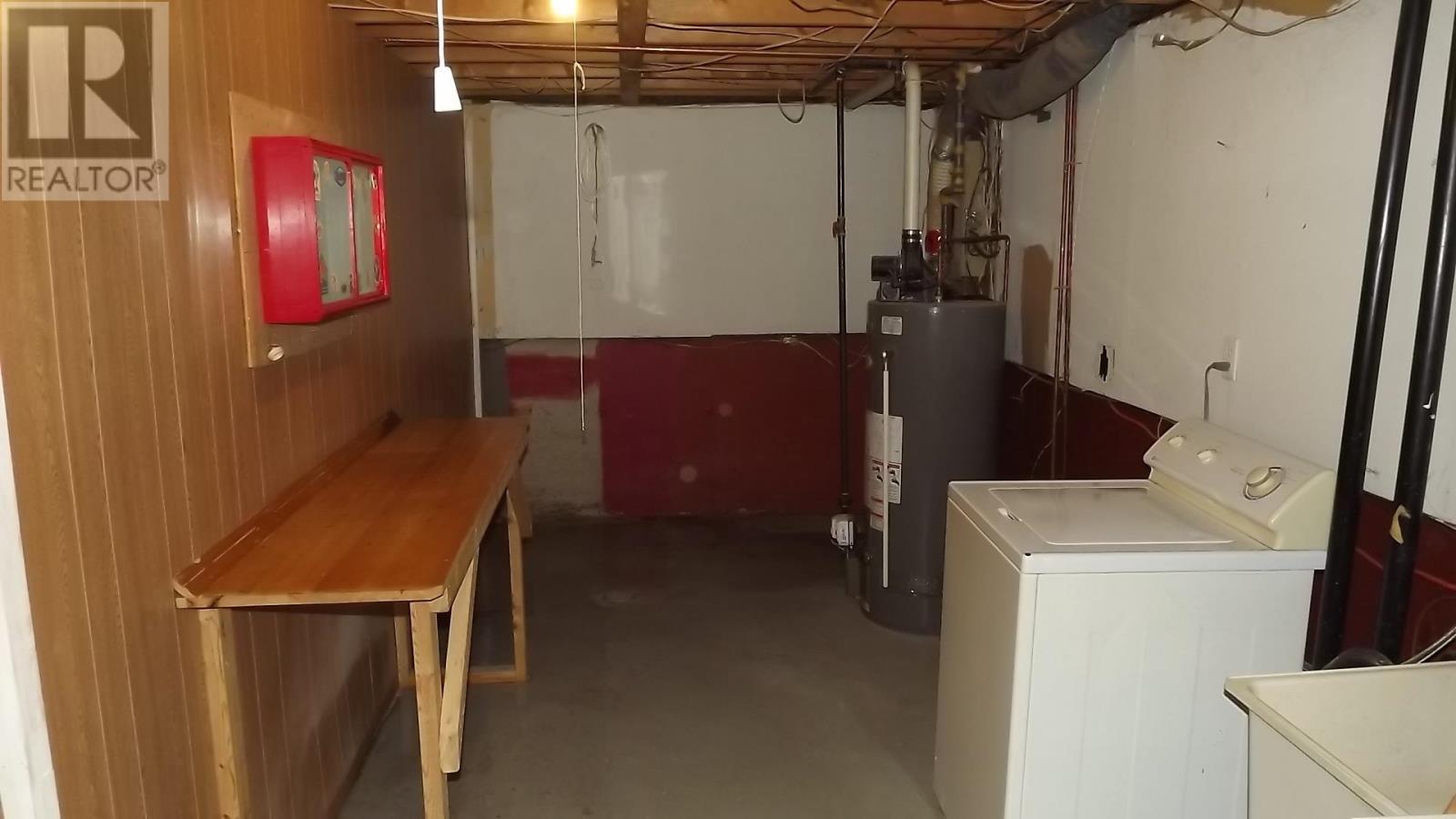 












45 Laprairie CRES

,
Elliot Lake,




Ontario
P5A3B7

