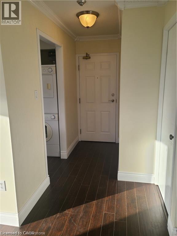 












1270 MAPLE CROSSING Boulevard Unit# 914

,
Burlington,




Ontario
L7S2J3

