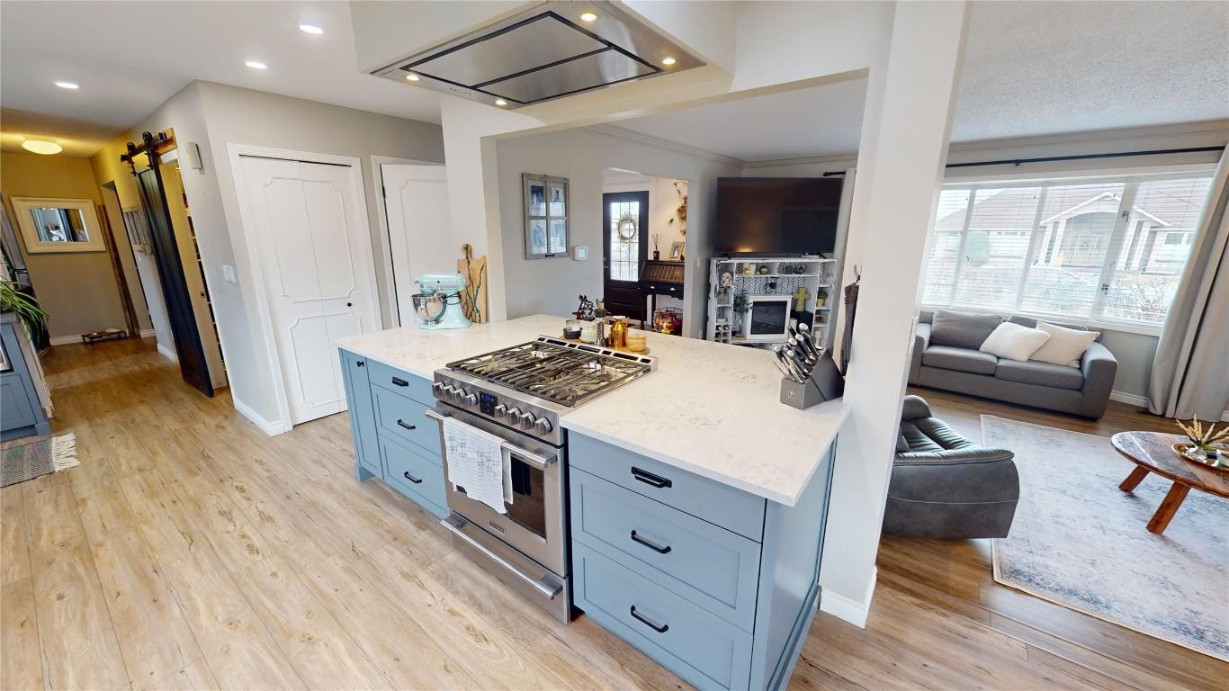 









2211


9th

Street,
Cranbrook,




BC
V1C 6Y7

