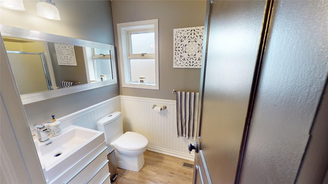 









2211


9th

Street,
Cranbrook,




BC
V1C 6Y7

