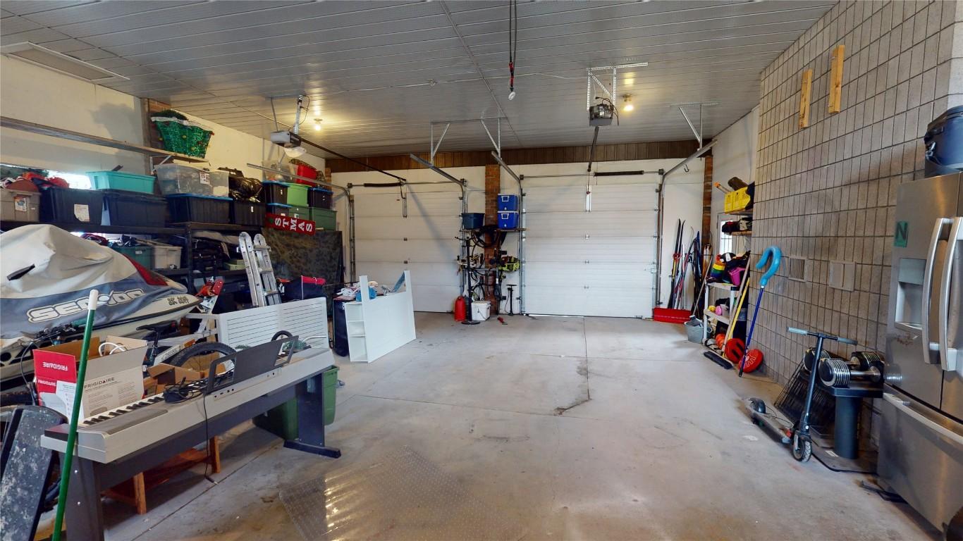 









2211


9th

Street,
Cranbrook,




BC
V1C 6Y7

