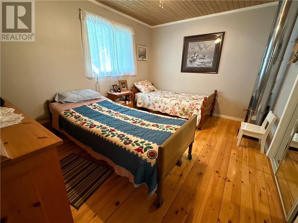 












700 Ice Lake Drive

,
Gore Bay, Manitoulin Island,




Ontario
P0P1H0

