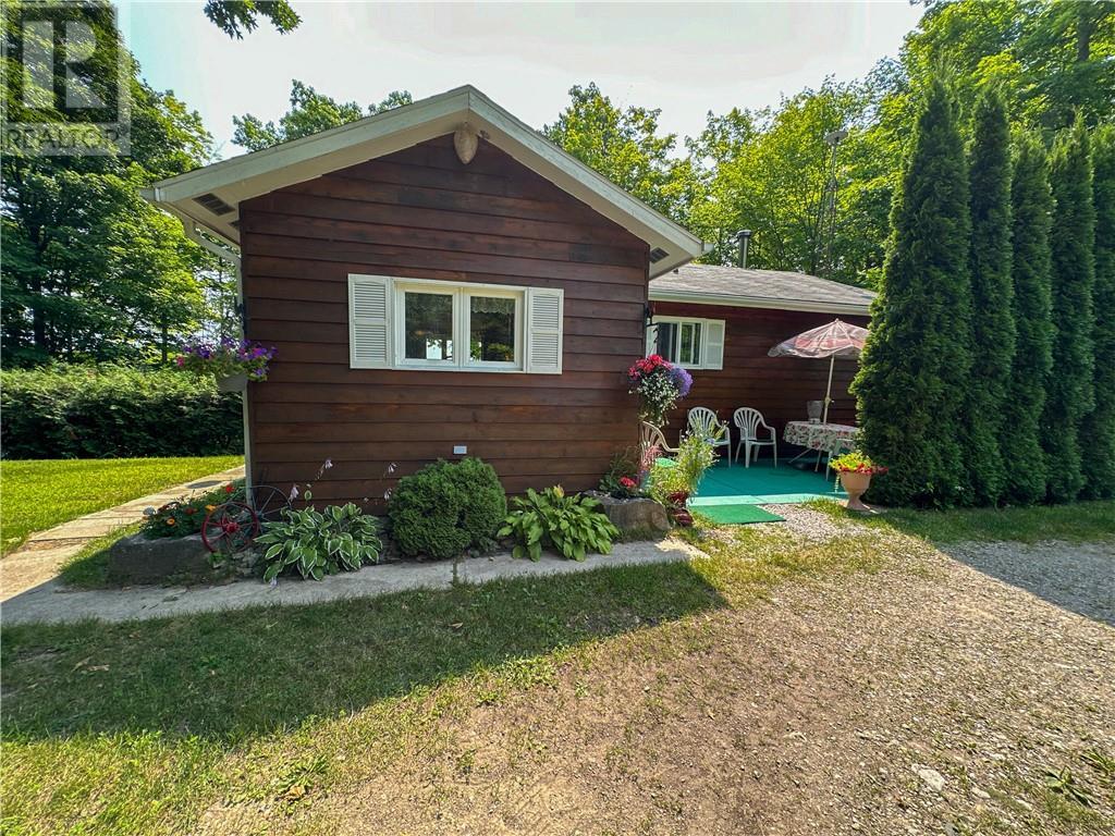 












700 Ice Lake Drive

,
Gore Bay, Manitoulin Island,




Ontario
P0P1H0


