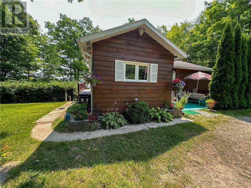 












700 Ice Lake Drive

,
Gore Bay, Manitoulin Island,




Ontario
P0P1H0

