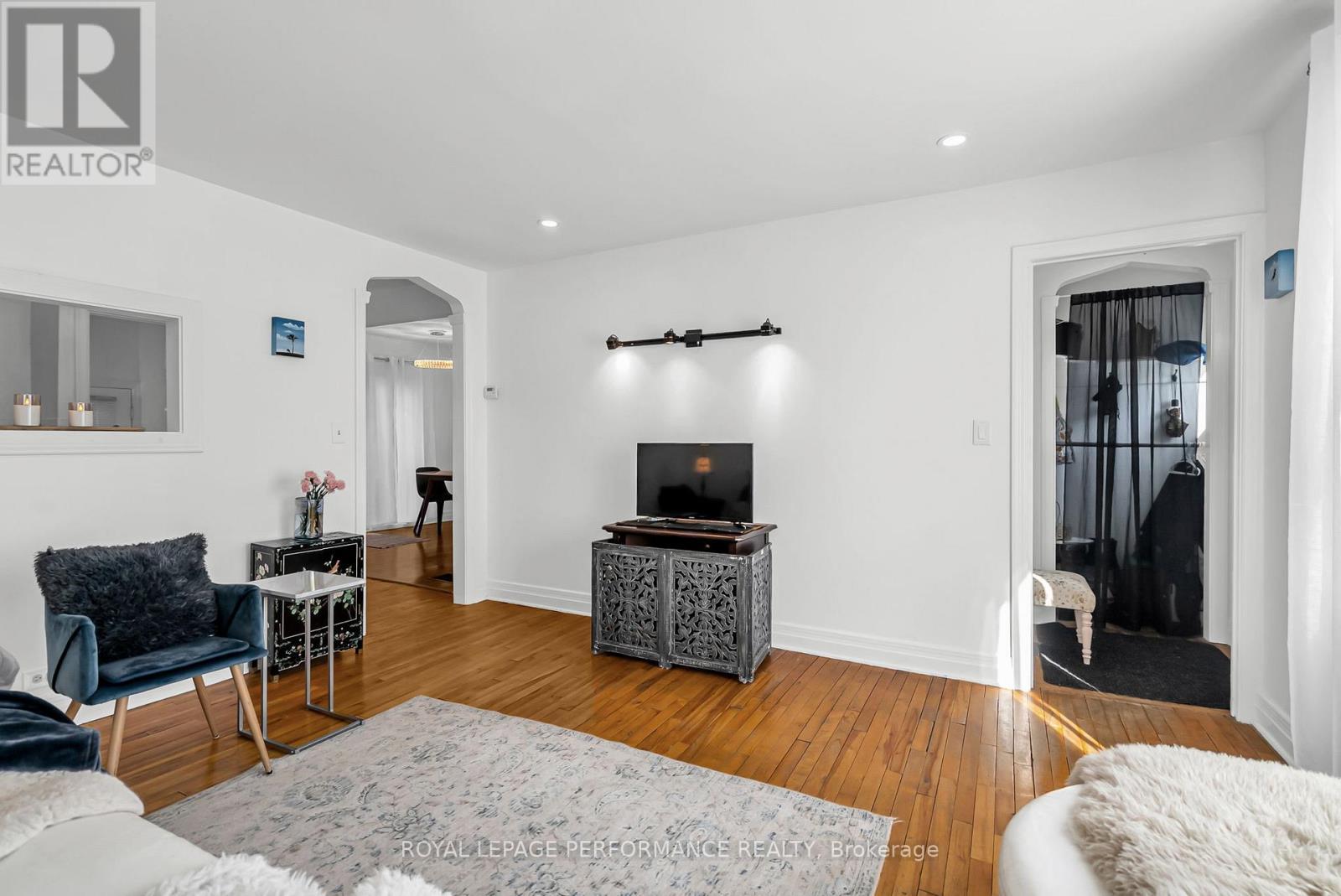 












543 FIFTH STREET E

,
Cornwall,




Ontario
K6H2M6

