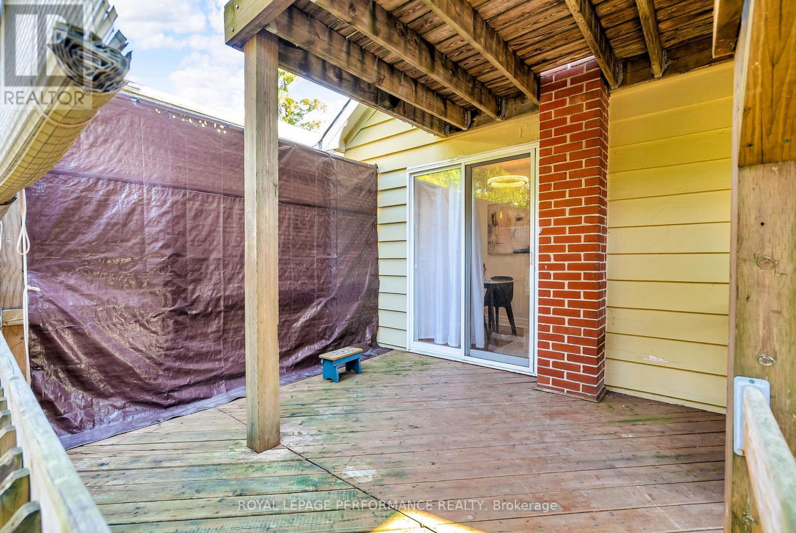 












543 FIFTH STREET E

,
Cornwall,




Ontario
K6H2M6

