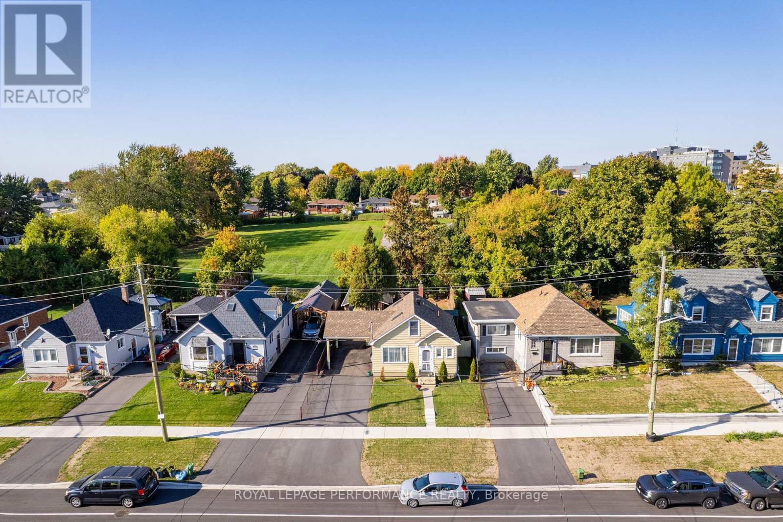 












543 FIFTH STREET E

,
Cornwall,




Ontario
K6H2M6

