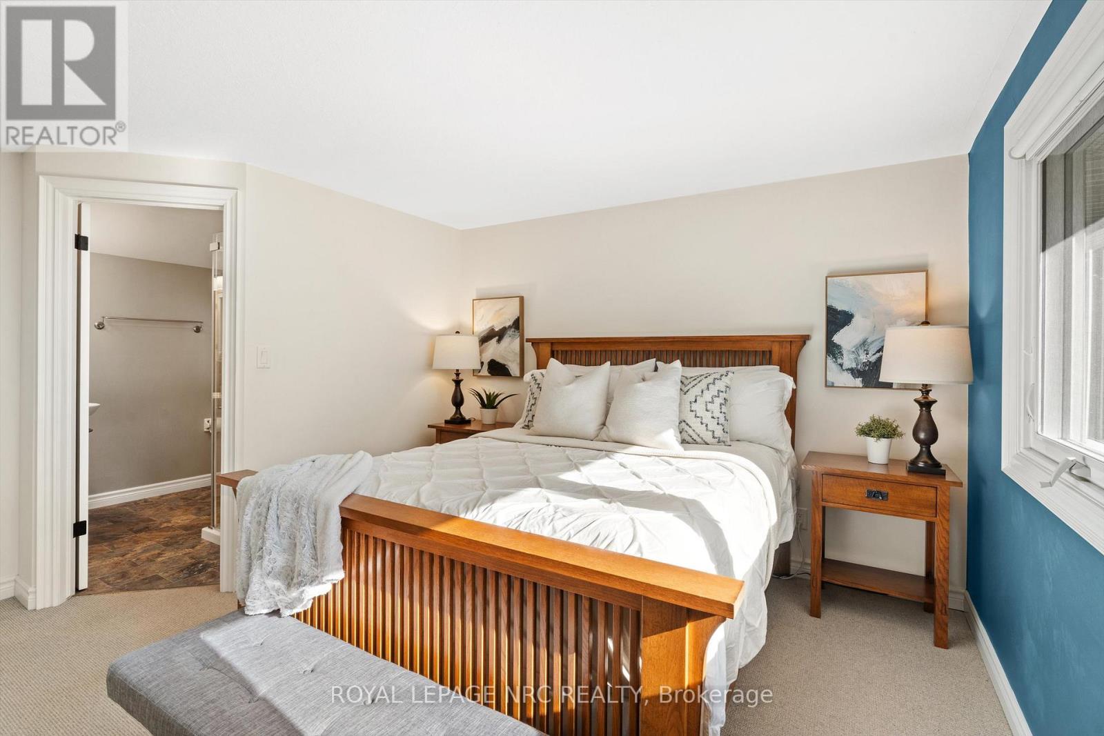 












42 THE CEDARS

,
St. Catharines (Vine/Linwell),




Ontario
L2M6M8

