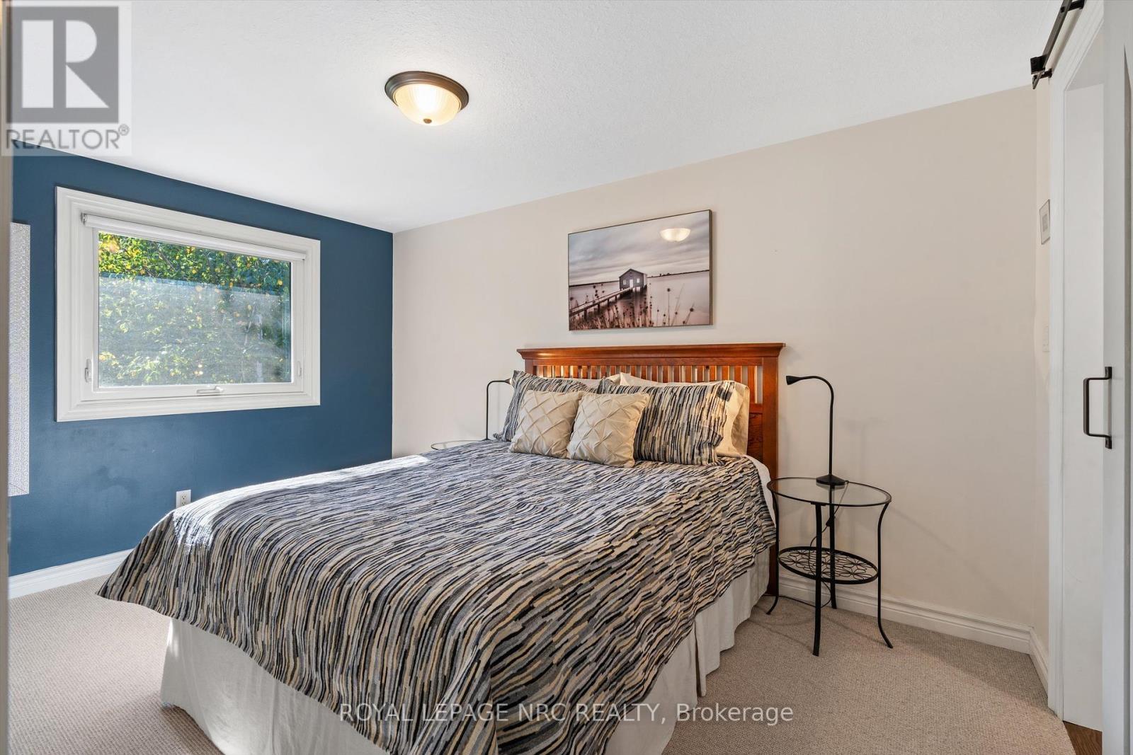 












42 THE CEDARS

,
St. Catharines (Vine/Linwell),




Ontario
L2M6M8

