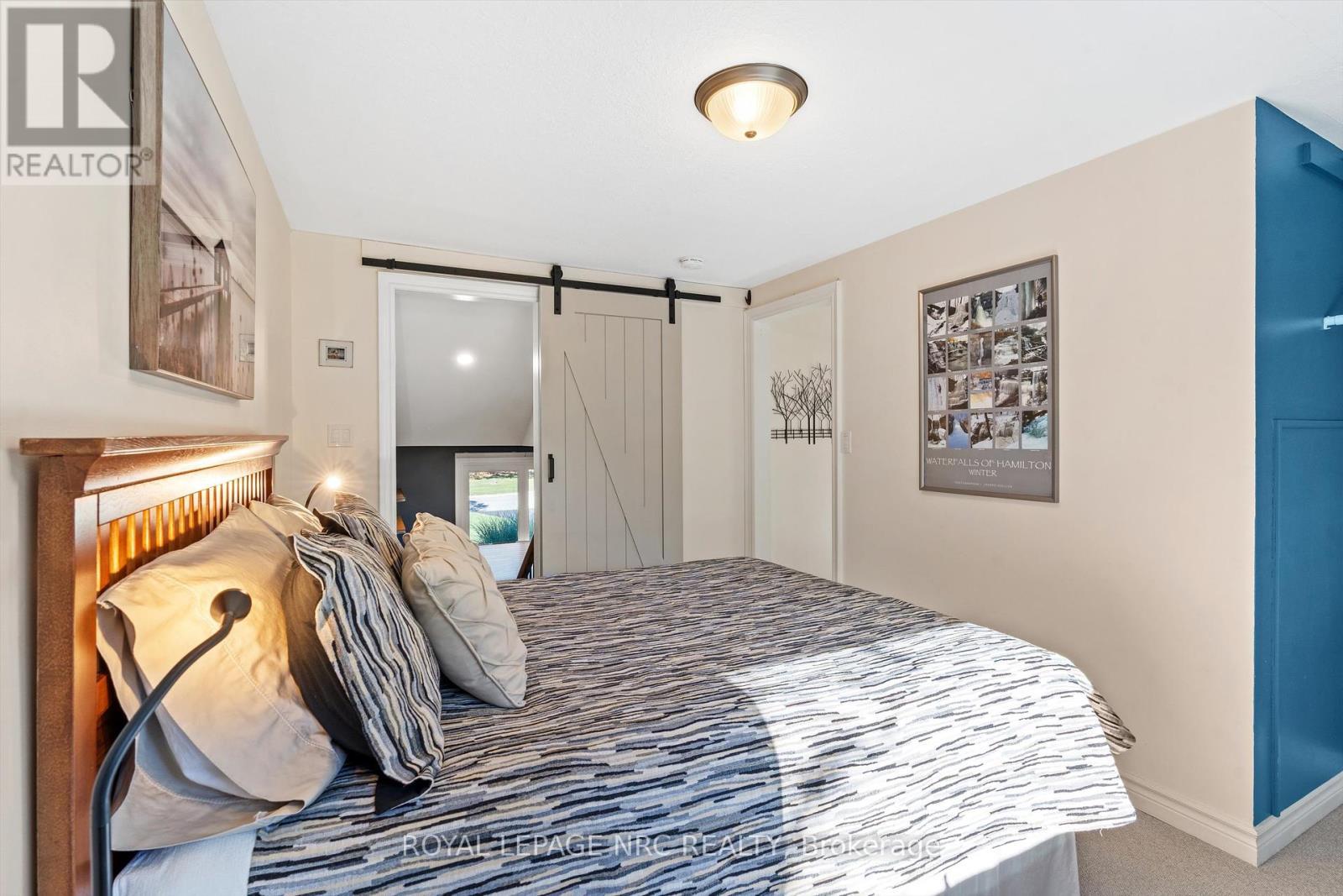 












42 THE CEDARS

,
St. Catharines (Vine/Linwell),




Ontario
L2M6M8

