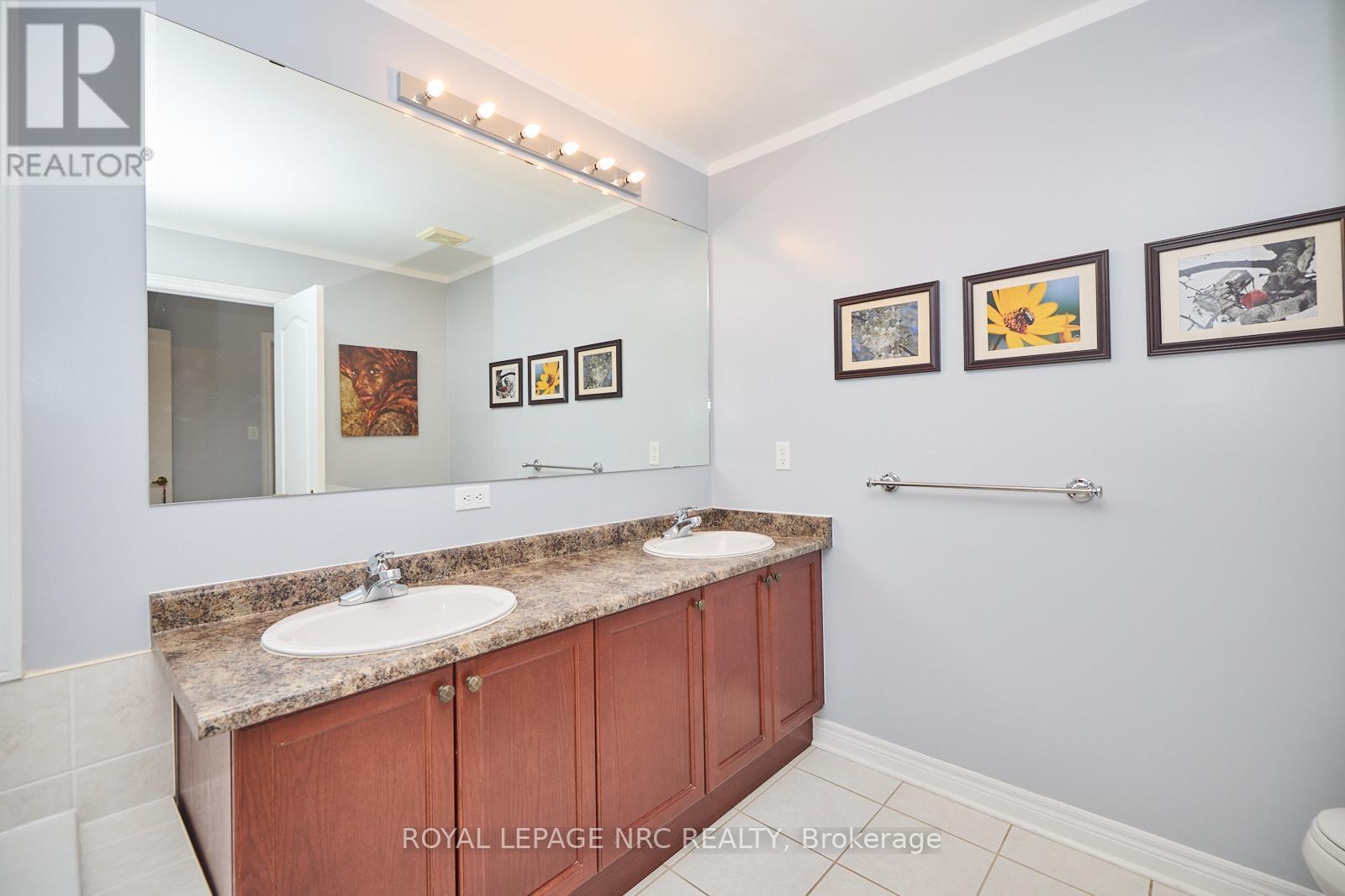 












4 ALEX GRANT PLACE

,
St. Catharines (Secord Woods),




Ontario
L2P0A2

