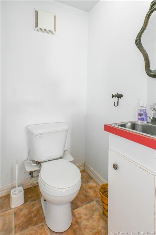 









62


rue du Parc

ST,
Petite-Lamèque,




NB
E8T 1H9

