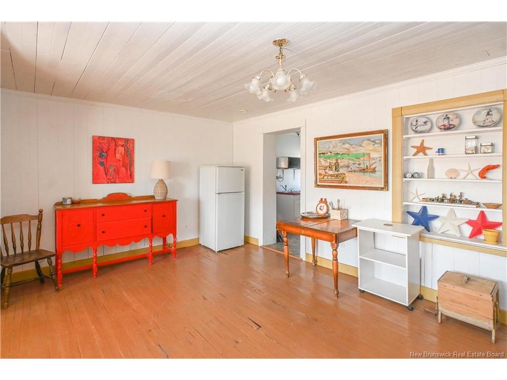 









62


rue du Parc

ST,
Petite-Lamèque,




NB
E8T 1H9

