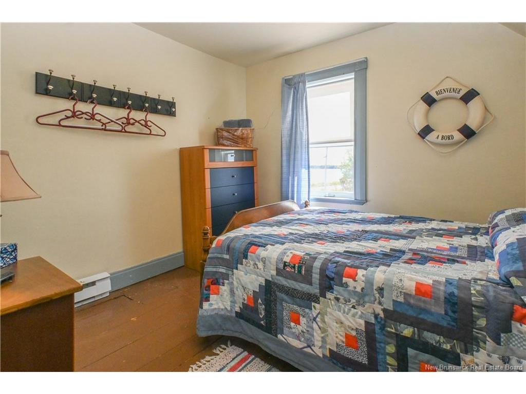 









62


rue du Parc

ST,
Petite-Lamèque,




NB
E8T 1H9

