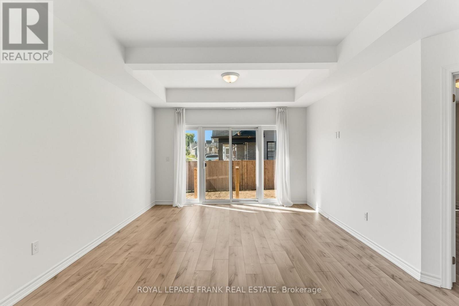 












508 JOSEPH GALE STREET

,
Cobourg,




Ontario
K9A3L4

