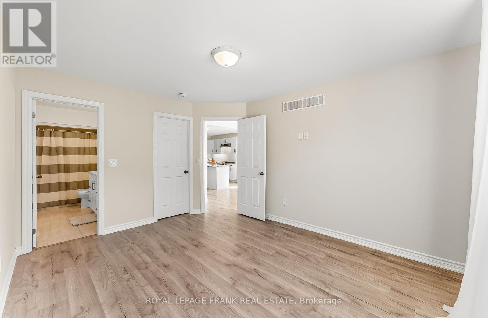 












508 JOSEPH GALE STREET

,
Cobourg,




Ontario
K9A3L4

