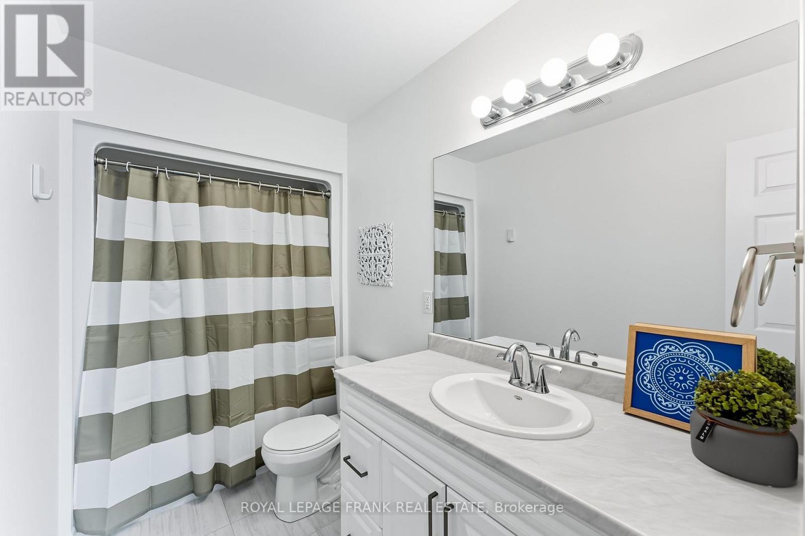 












508 JOSEPH GALE STREET

,
Cobourg,




Ontario
K9A3L4

