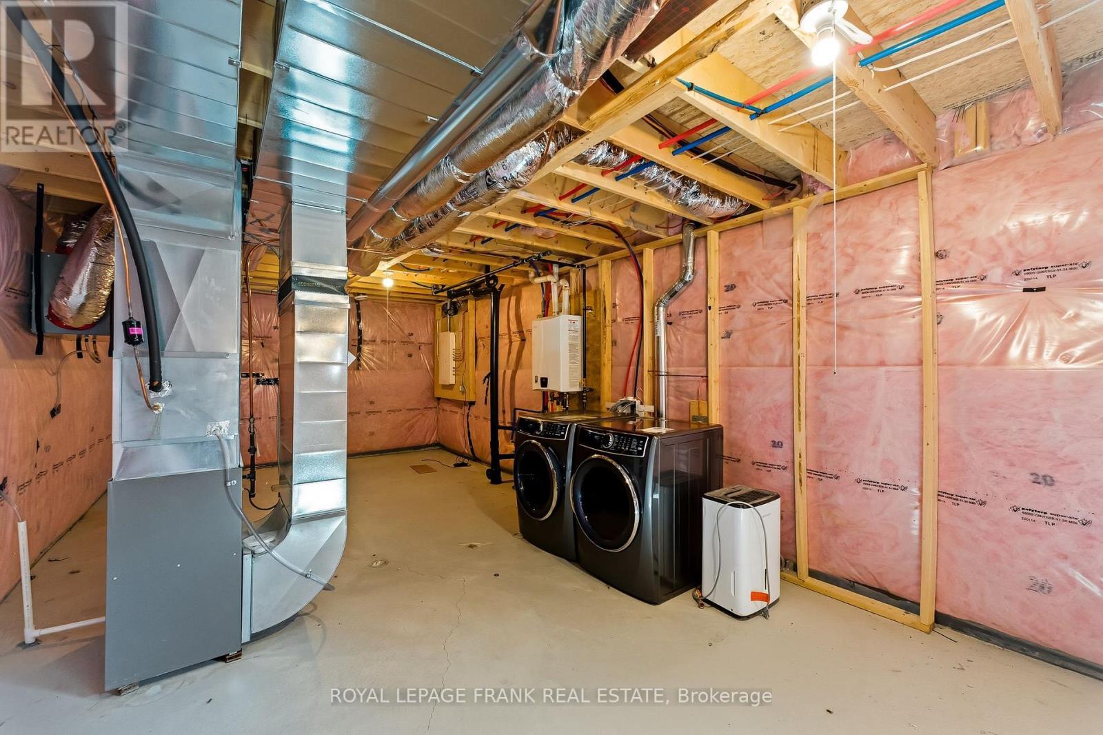 












508 JOSEPH GALE STREET

,
Cobourg,




Ontario
K9A3L4

