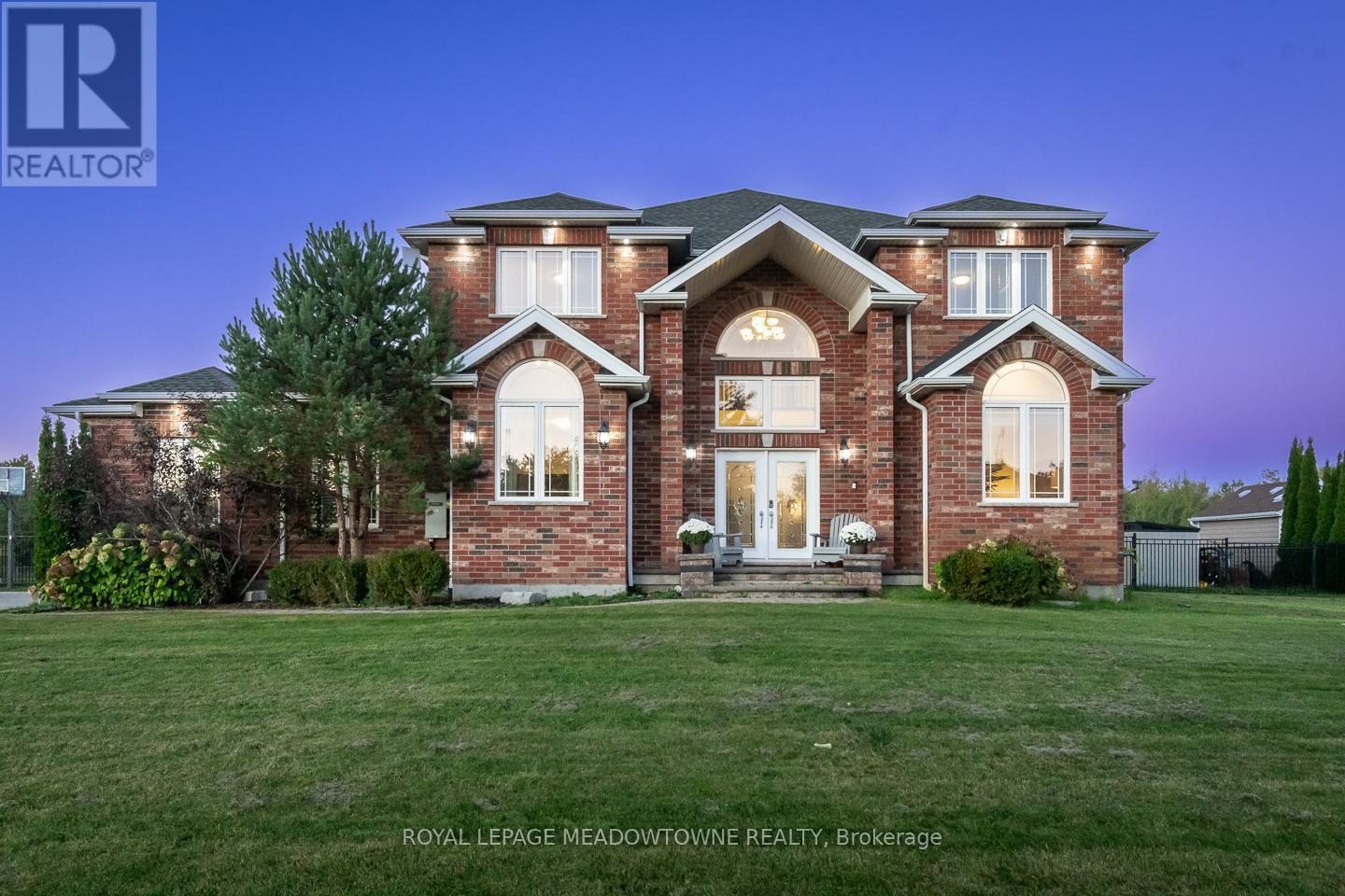 












63 STEWART DRIVE

,
Erin,




Ontario
N1H6H7

