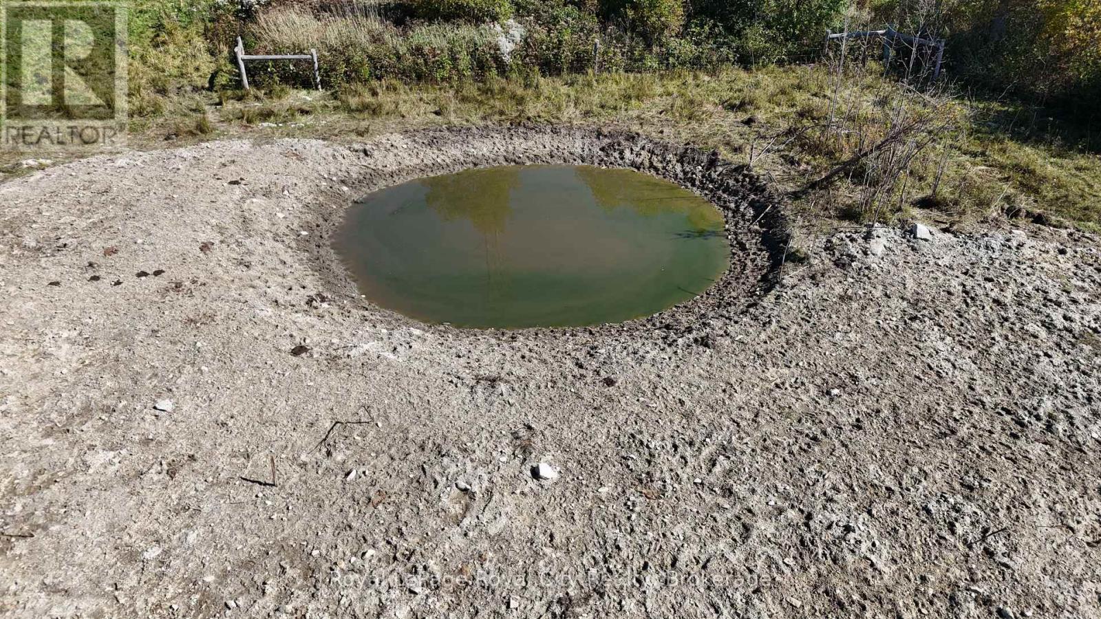 












2 BELROSE ROAD

,
Northern Bruce Peninsula,







Ontario
N0H2R0

