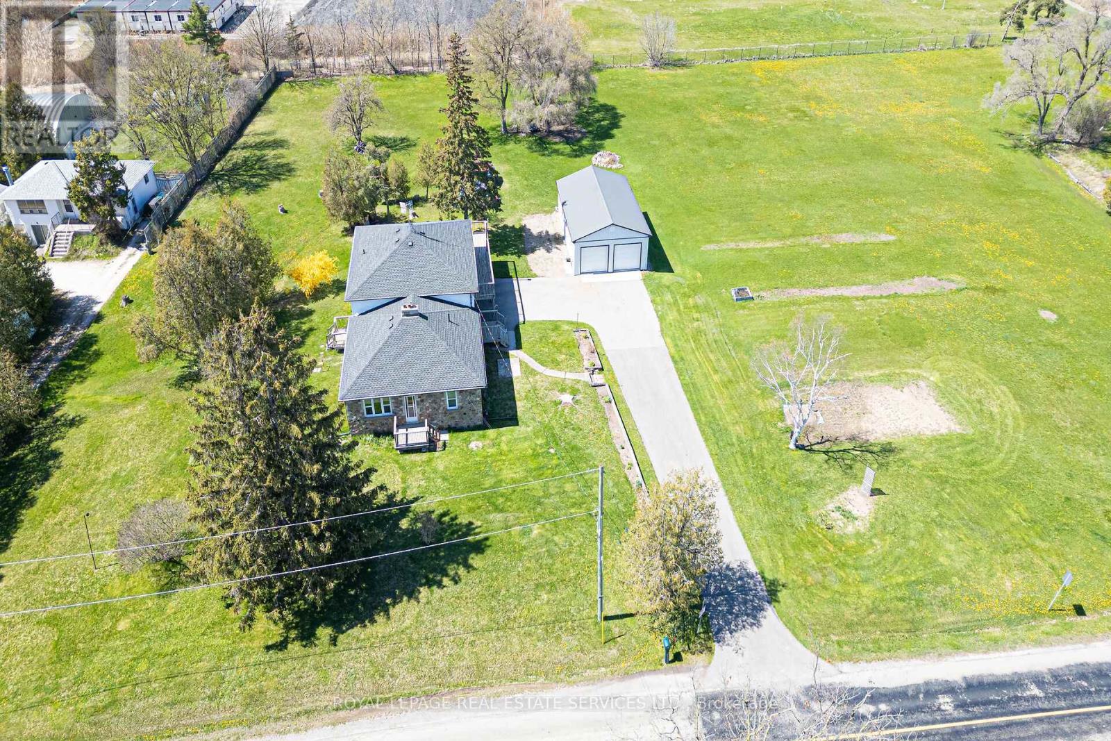 












3029 BURNHAMTHORPE ROAD W

,
Milton,




Ontario
L9T5S2

