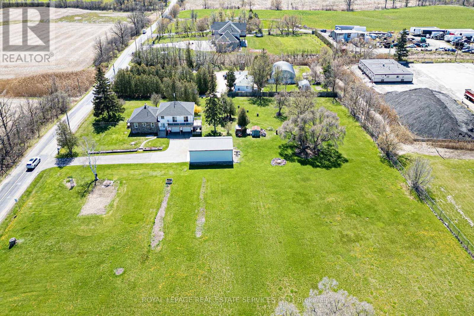 












3029 BURNHAMTHORPE ROAD W

,
Milton,




Ontario
L9T5S2

