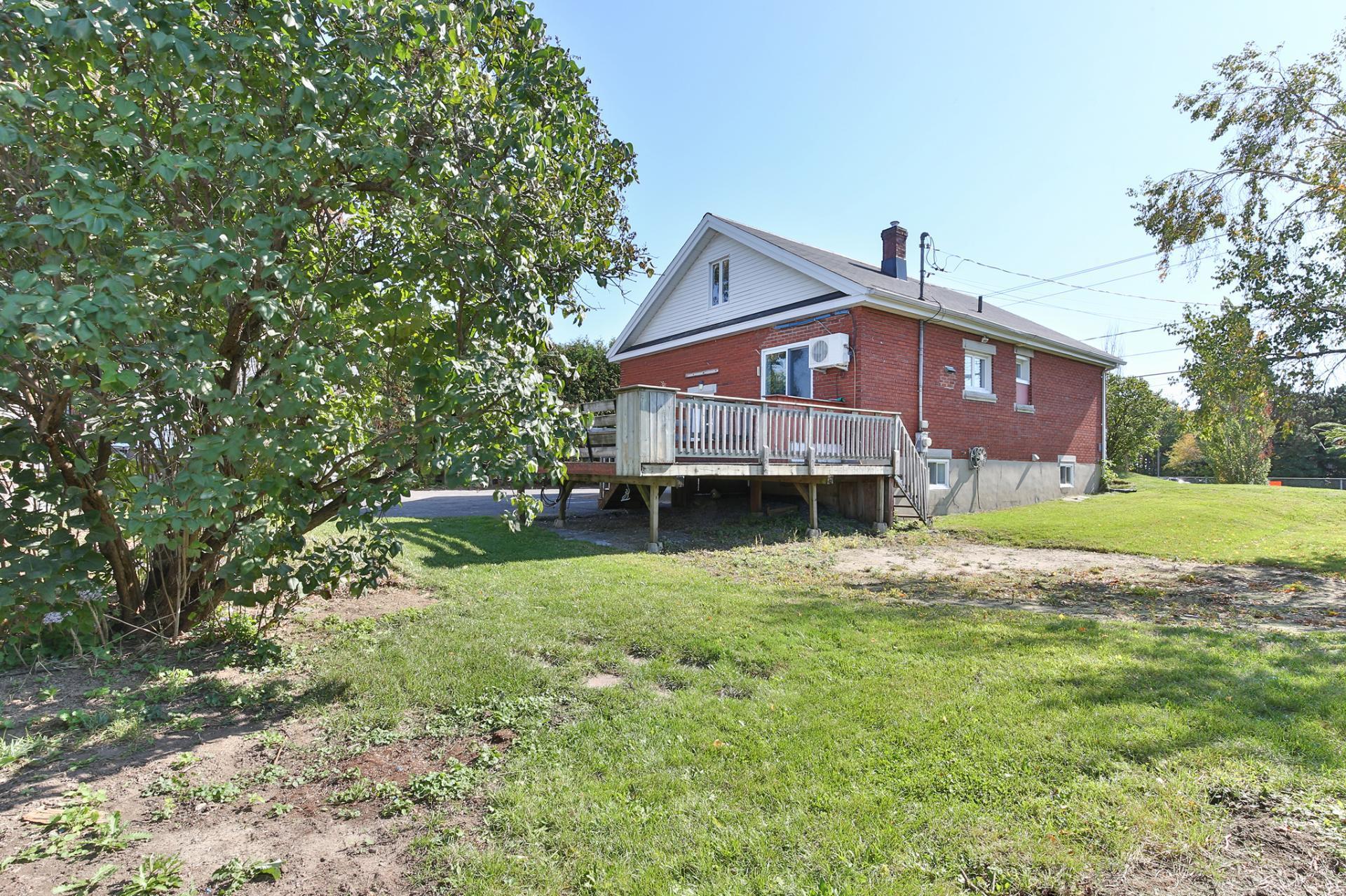 









185


Rue Bourassa

,
Saint-Jean-sur-Richelieu,




QC
J2W1G8

