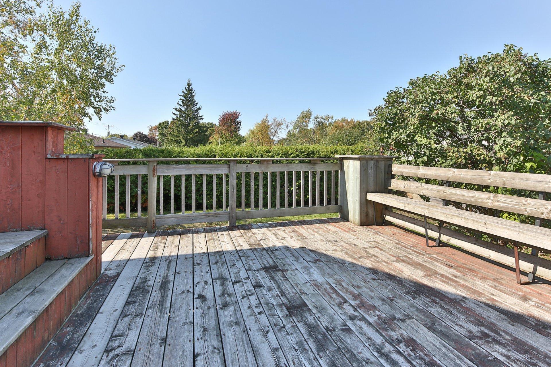 









185


Rue Bourassa

,
Saint-Jean-sur-Richelieu,




QC
J2W1G8

