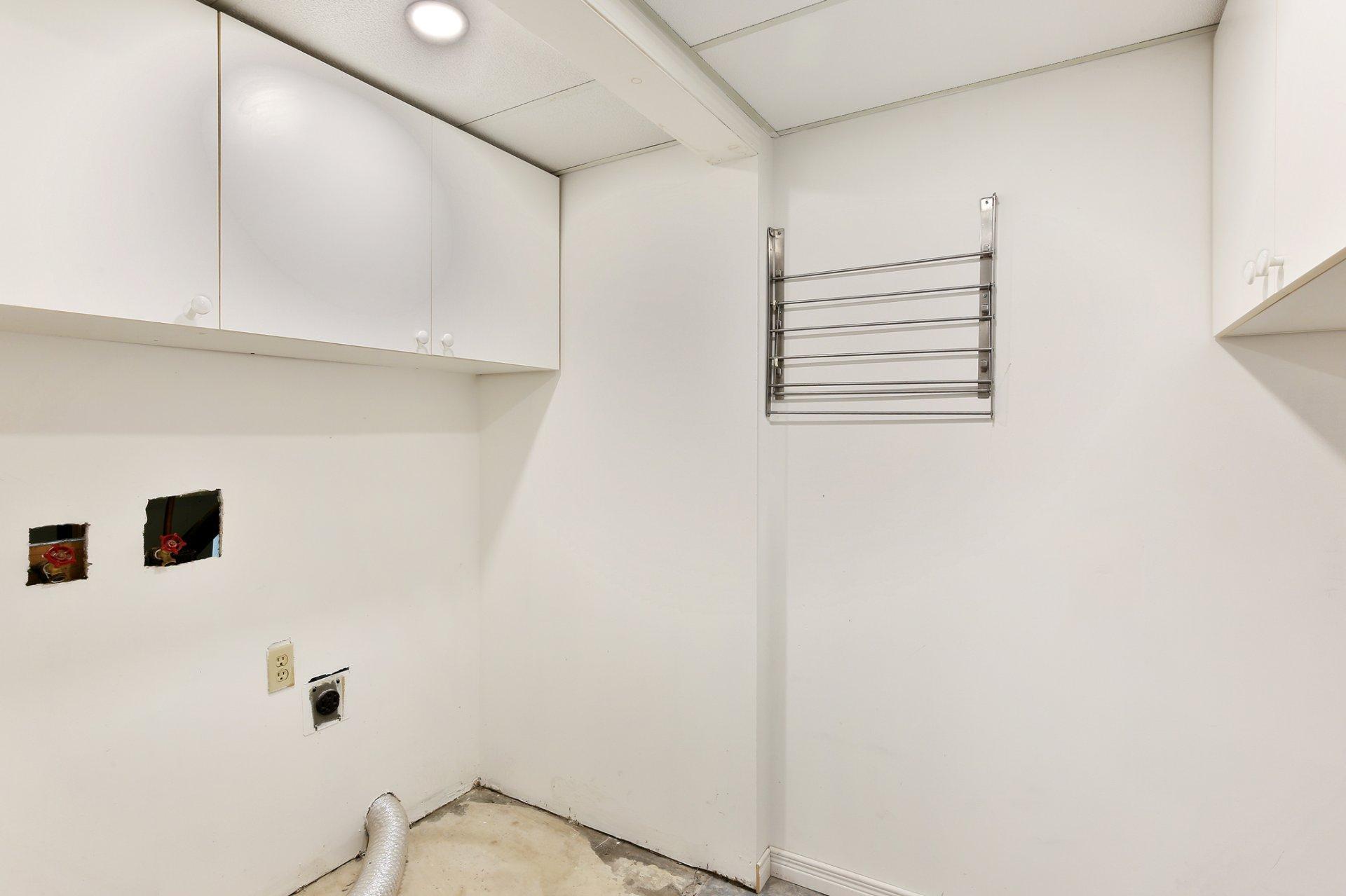 









185


Rue Bourassa

,
Saint-Jean-sur-Richelieu,




QC
J2W1G8

