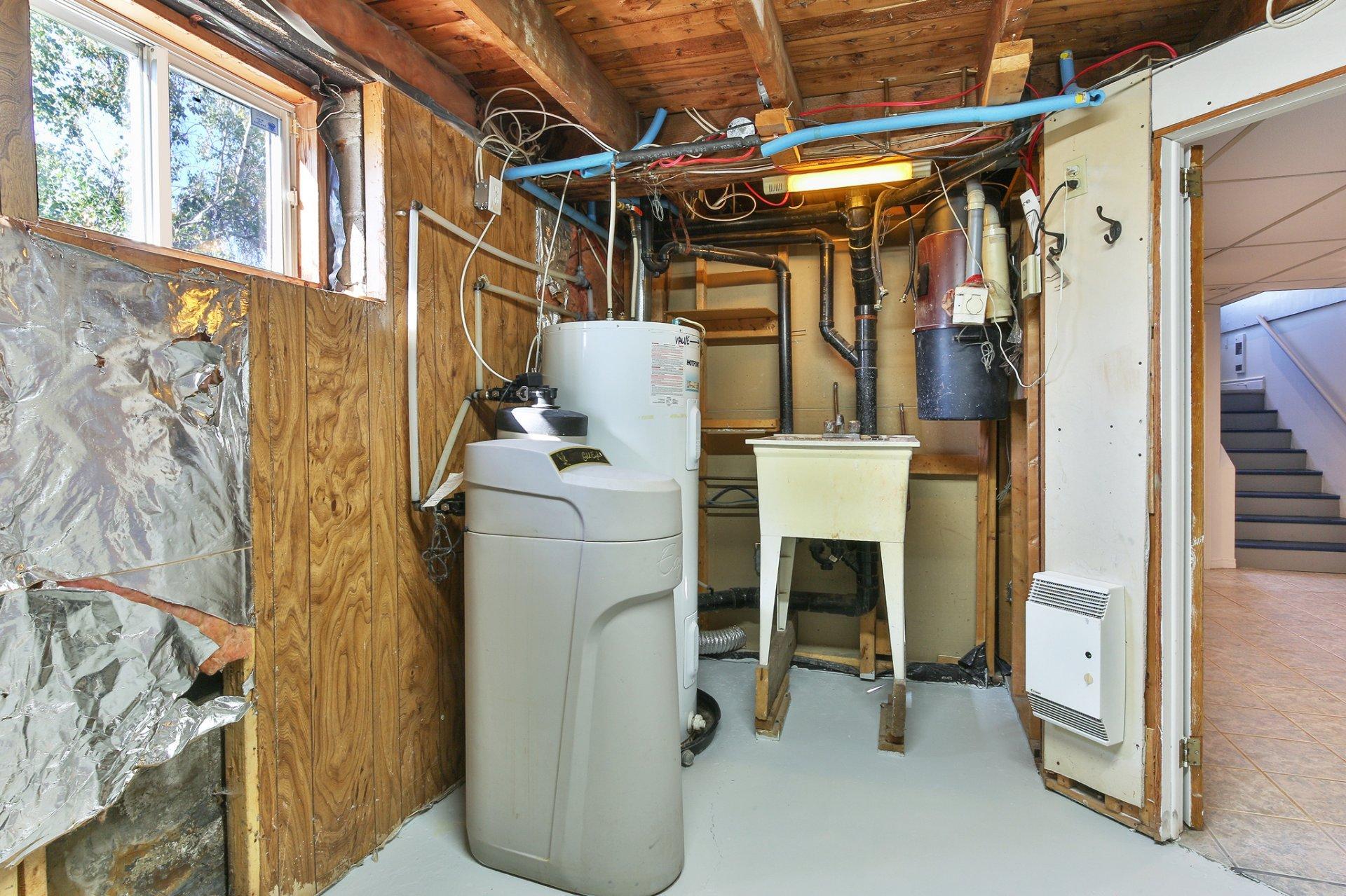 









185


Rue Bourassa

,
Saint-Jean-sur-Richelieu,




QC
J2W1G8


