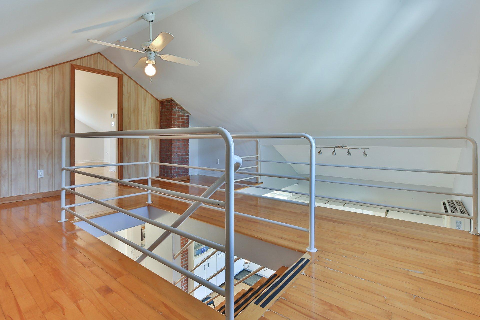 









185


Rue Bourassa

,
Saint-Jean-sur-Richelieu,




QC
J2W1G8

