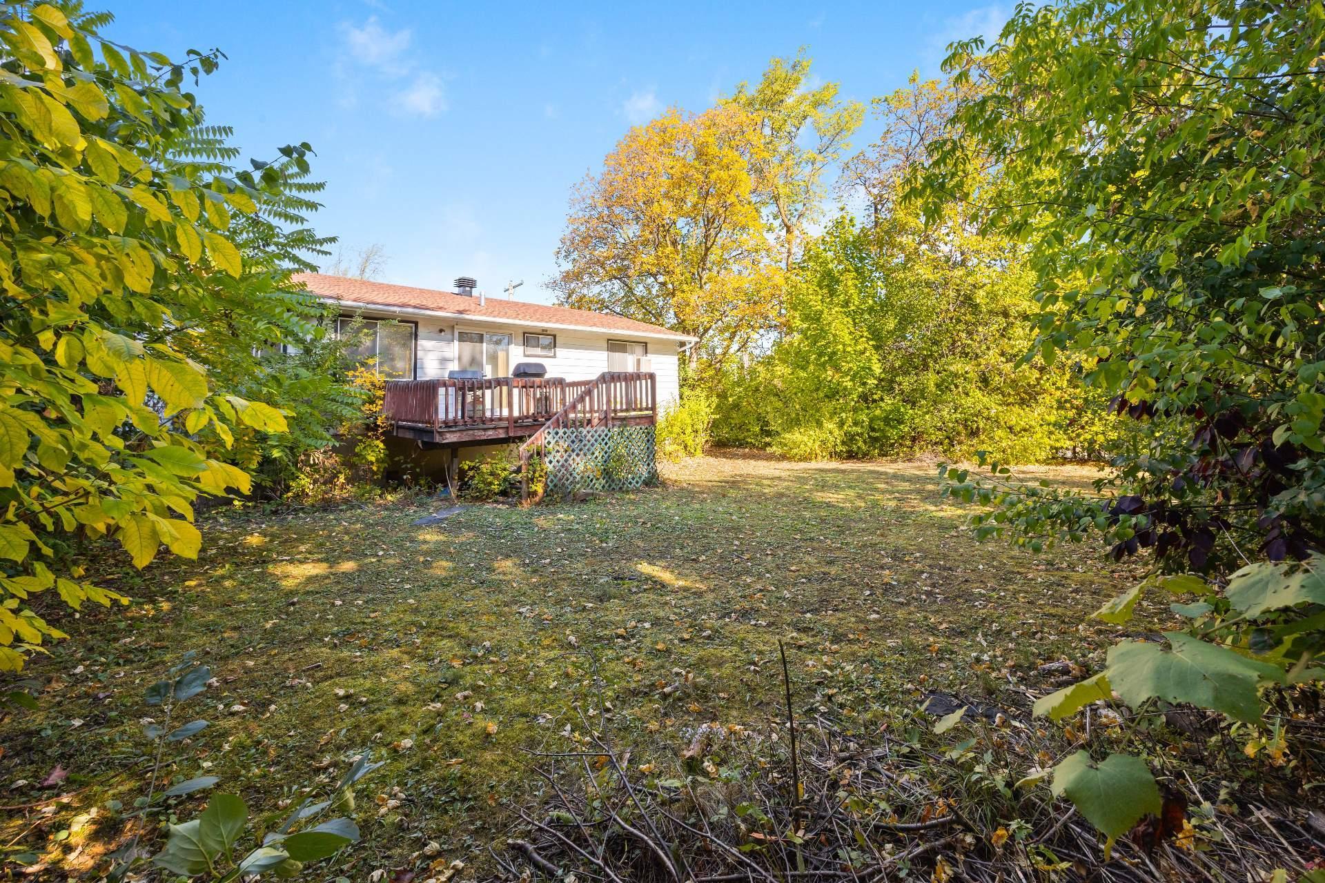 









1840


Ch. Du Tremblay

,
Longueuil (Le Vieux-Longueuil),




QC
J4N1C3

