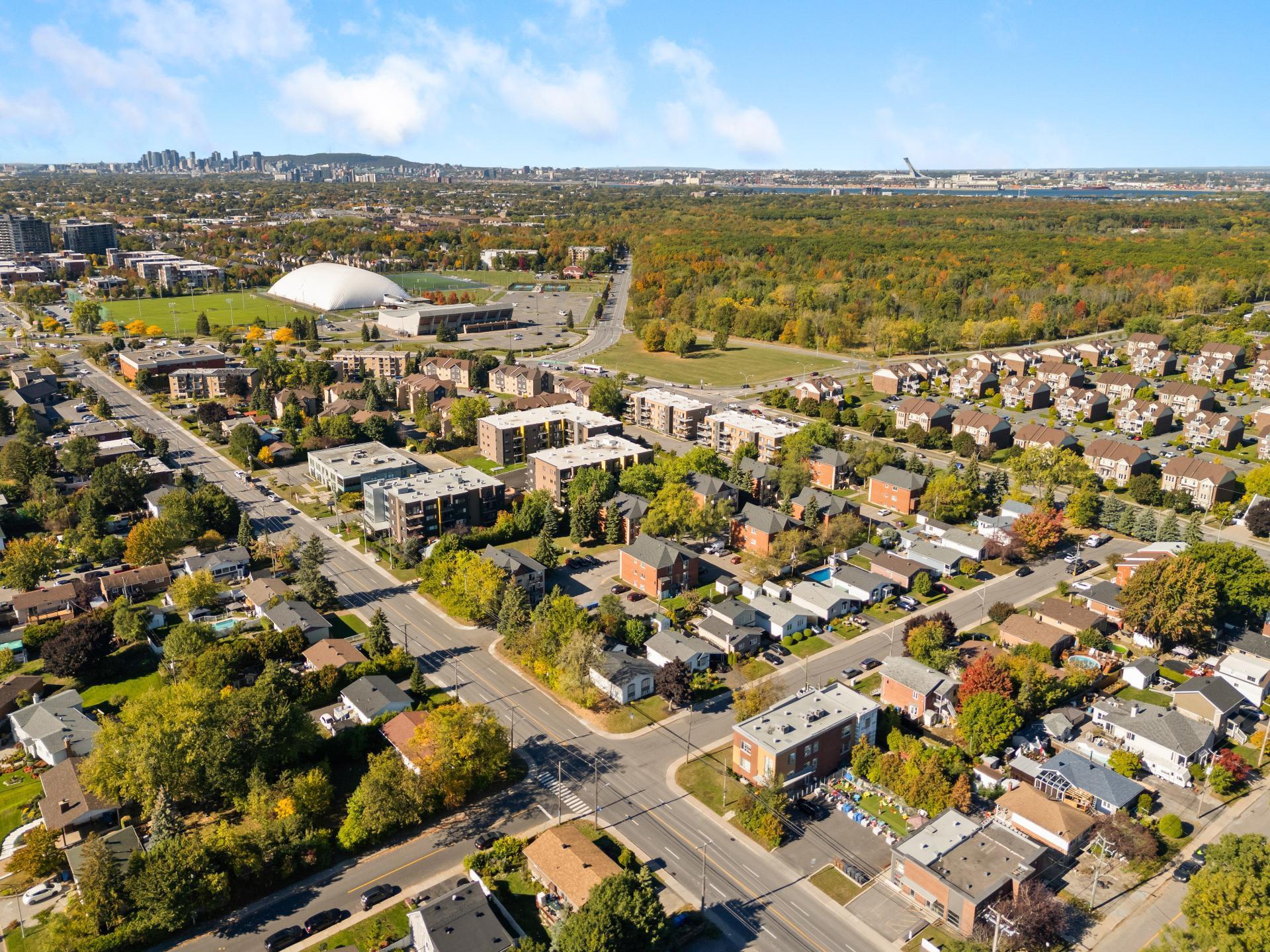 









1840


Ch. Du Tremblay

,
Longueuil (Le Vieux-Longueuil),




QC
J4N1C3

