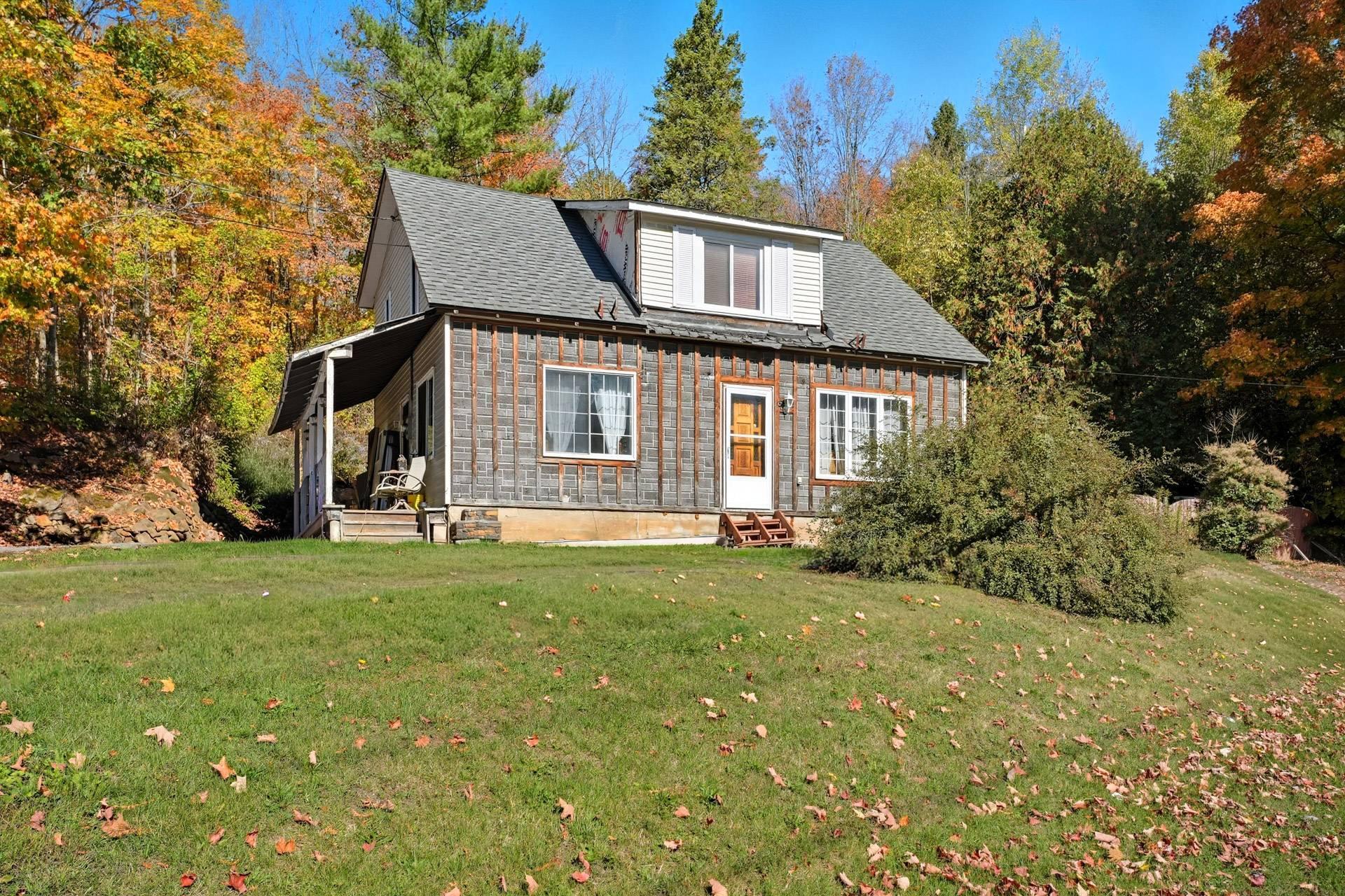









209


Rue Joseph

,
Gatineau (Buckingham),




QC
J8L1G8

