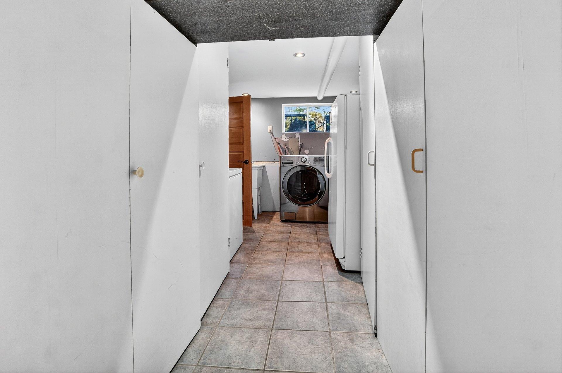 









8355


Rue Alphonse-Desjardins

,
Montréal (Saint-Léonard),




QC
H1P2V4

