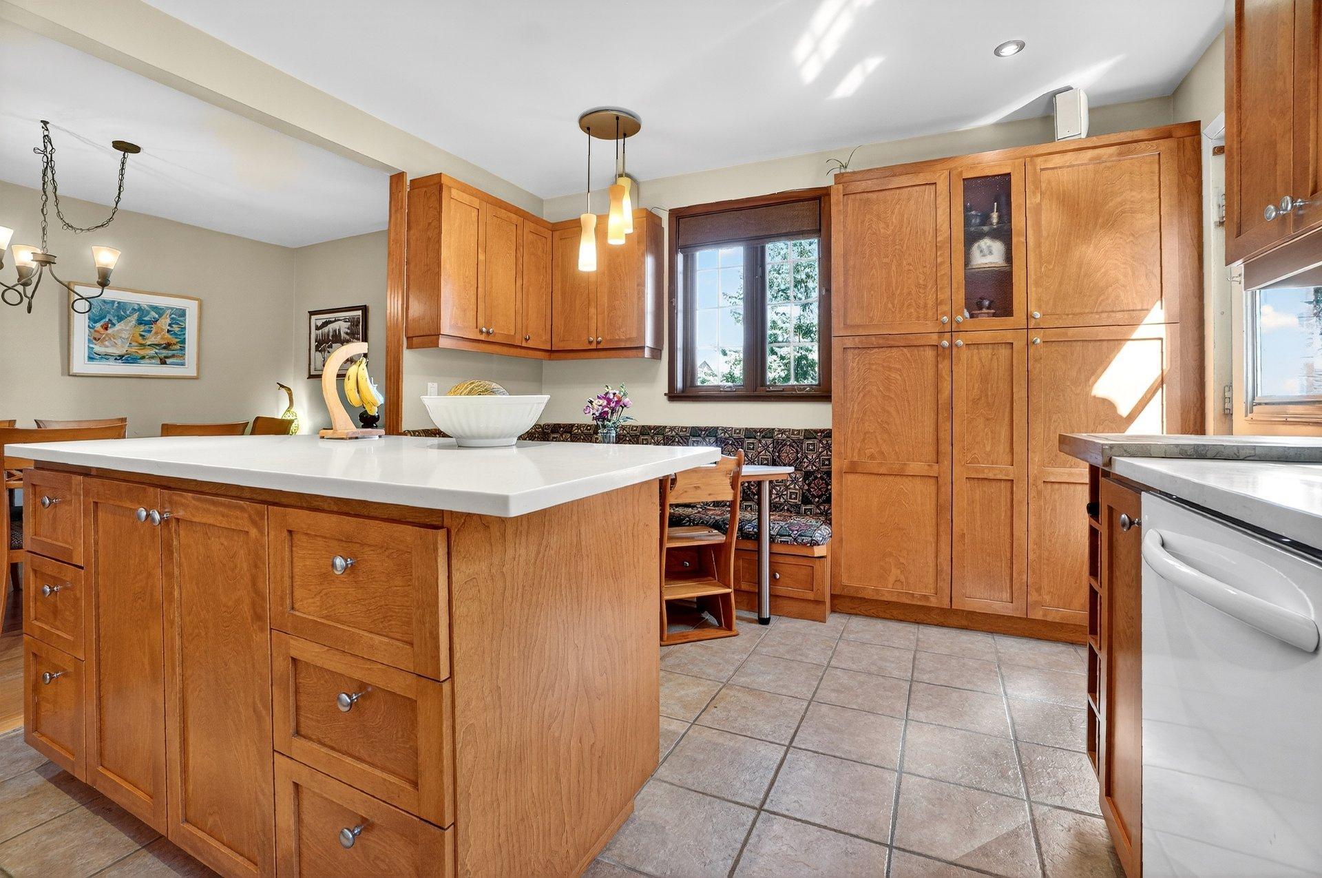 









8355


Rue Alphonse-Desjardins

,
Montréal (Saint-Léonard),




QC
H1P2V4

