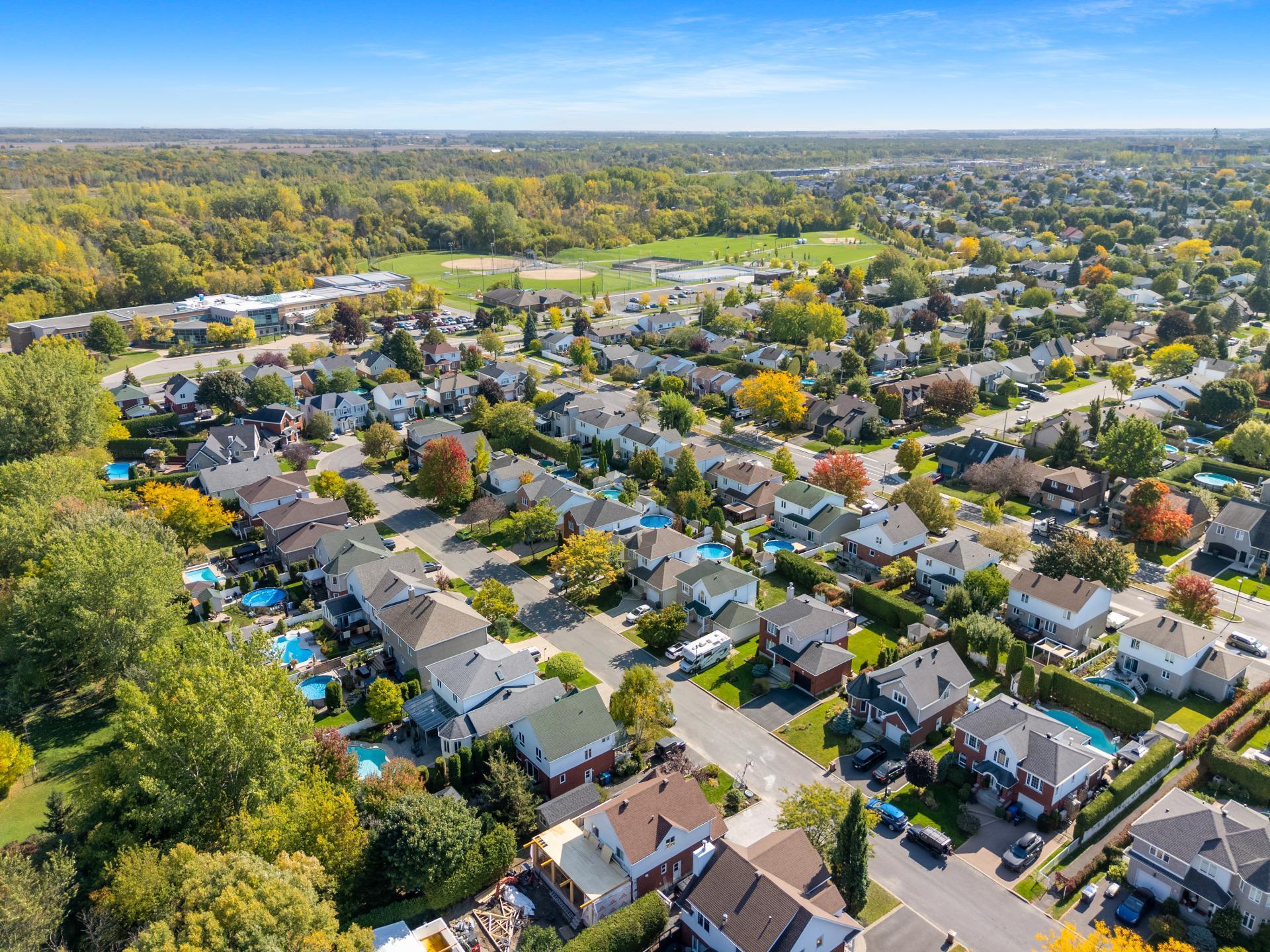 









125


Rue des Hérons

,
La Prairie,




QC
J5R6B6

