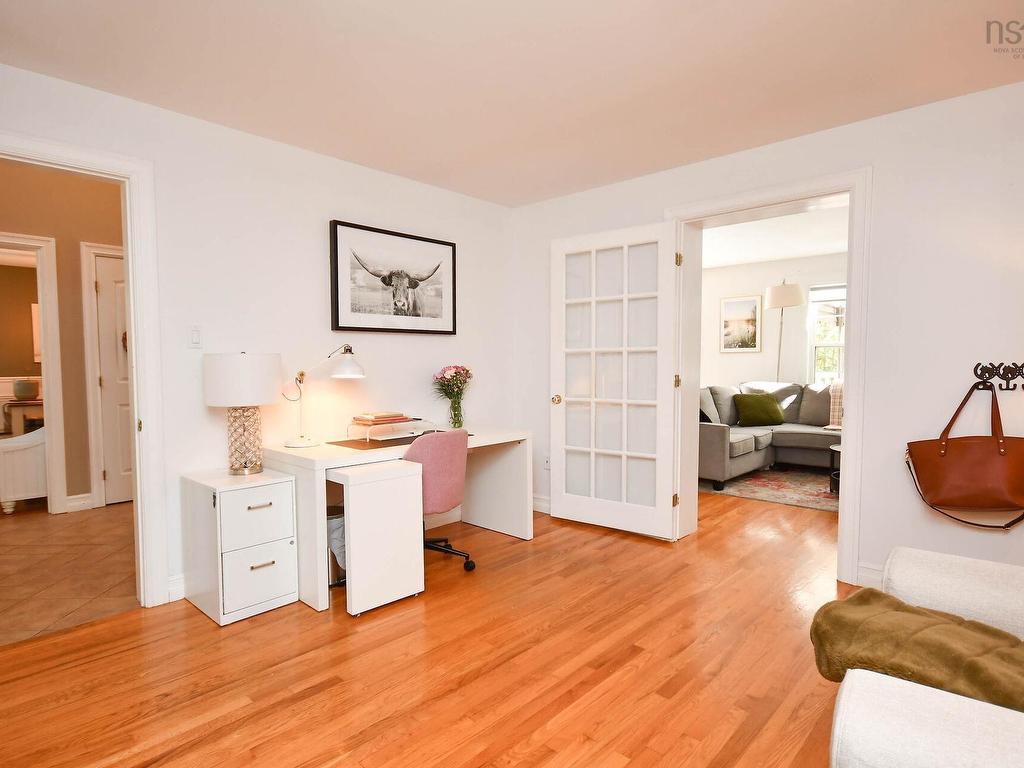












53 Rivendale Drive

,
Beaver Bank,




NS
B4G 1B6

