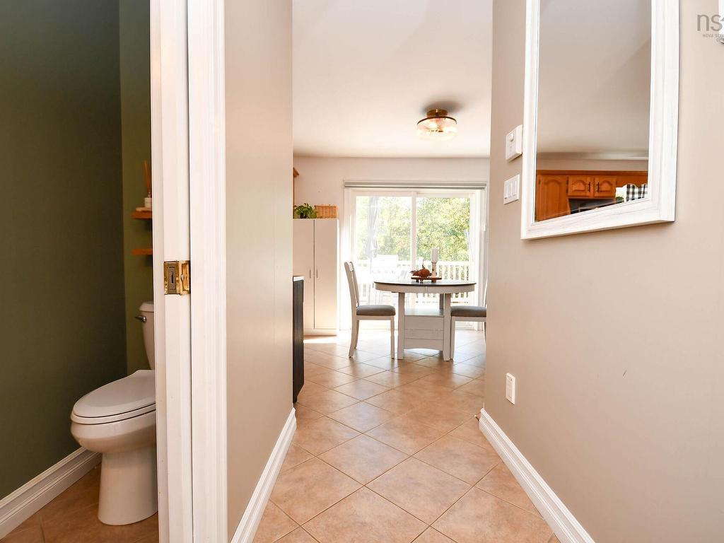 












53 Rivendale Drive

,
Beaver Bank,




NS
B4G 1B6

