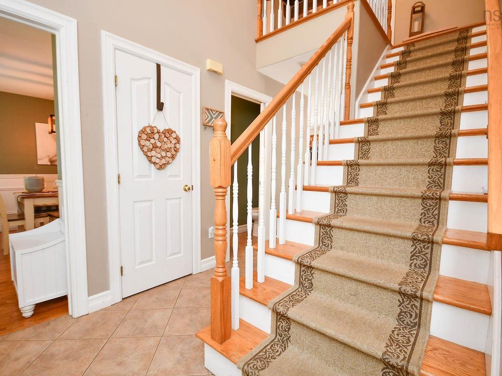 












53 Rivendale Drive

,
Beaver Bank,




NS
B4G 1B6

