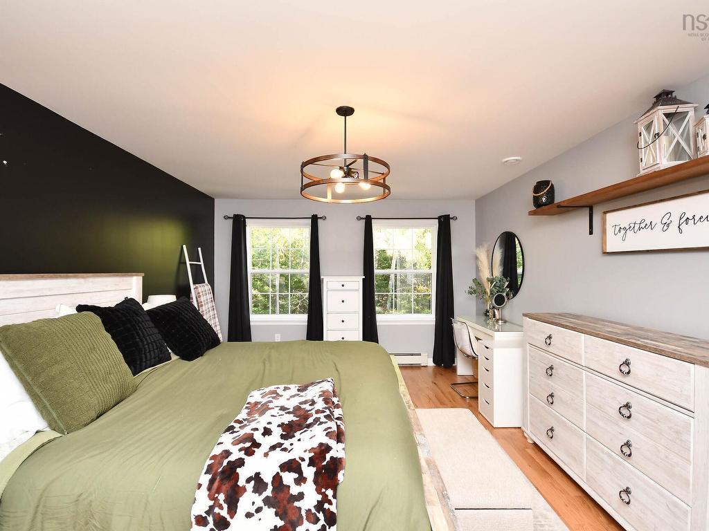 












53 Rivendale Drive

,
Beaver Bank,




NS
B4G 1B6

